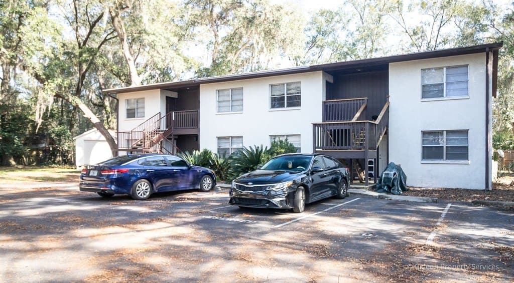 4013 NW 12th Ter - Newsville