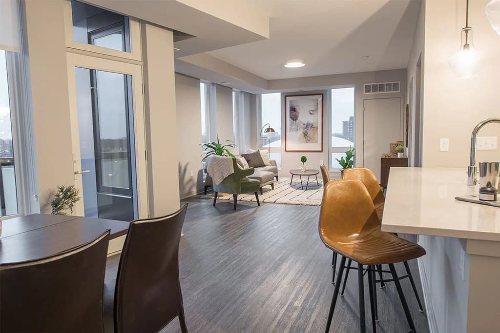 Luna Apartments