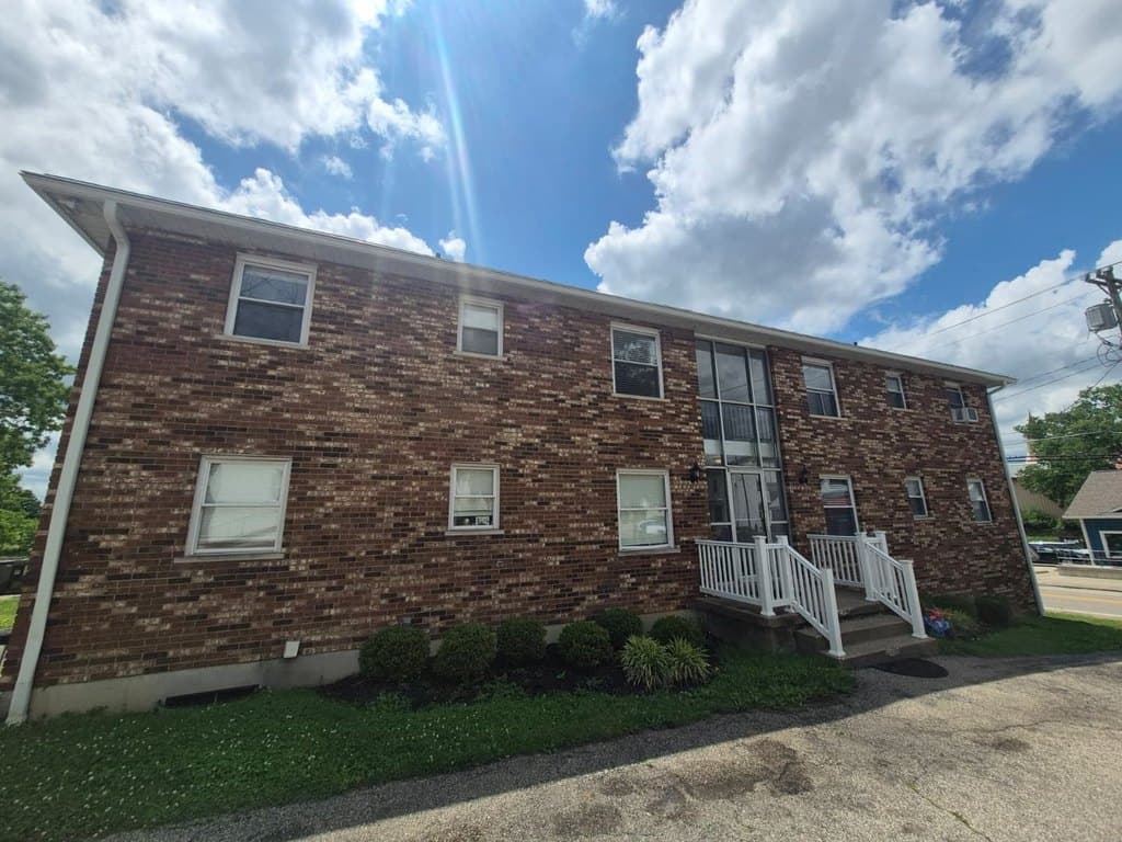 8340 East Main Street-Hagadorns