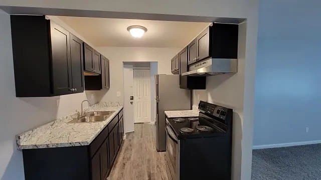 Hidden Trail Apartments