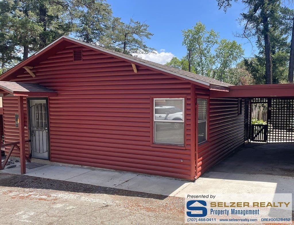 1420 Knob Hill Rd.