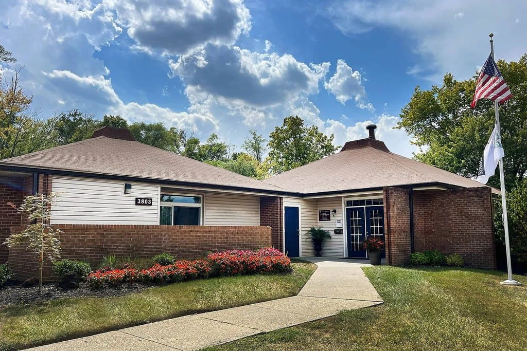 Fox Run Apartments