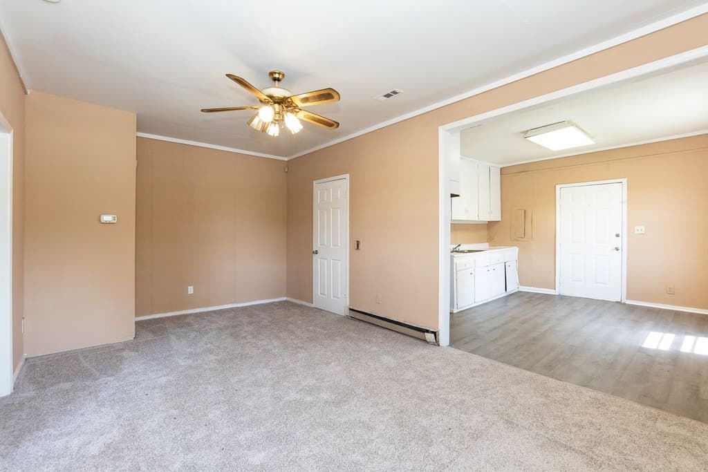S Mckay Ave- Duplex