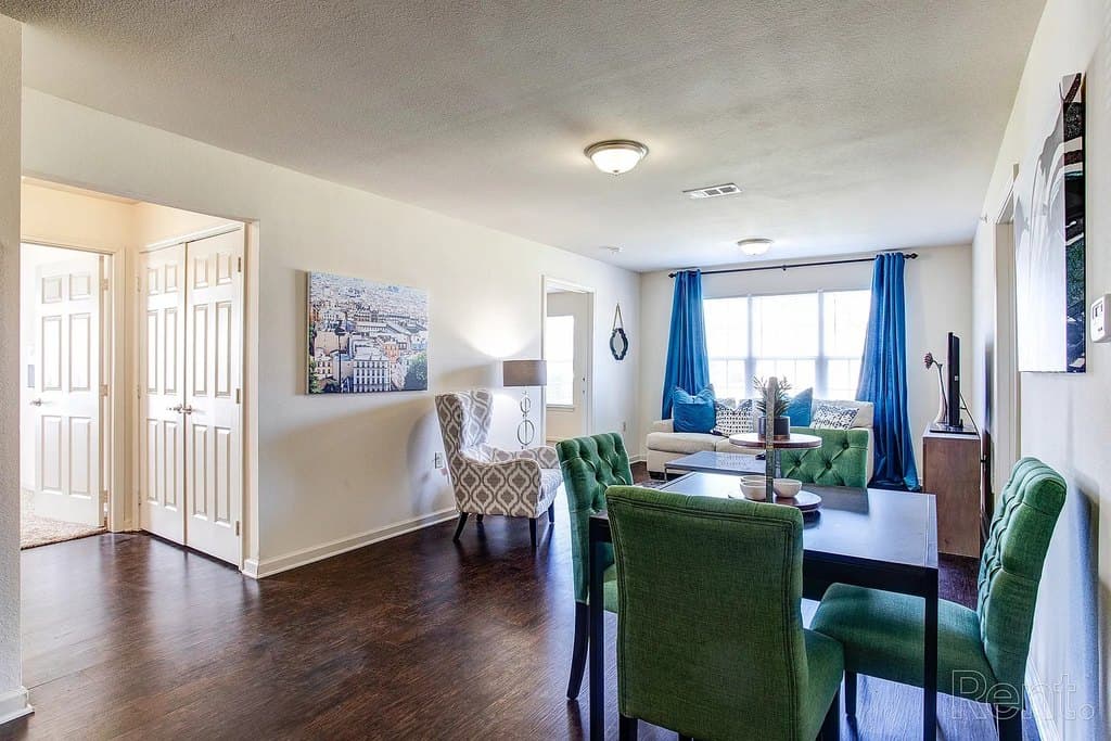 Glenrock Apartments