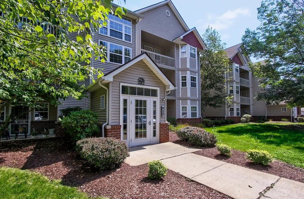 Southcreek apartments