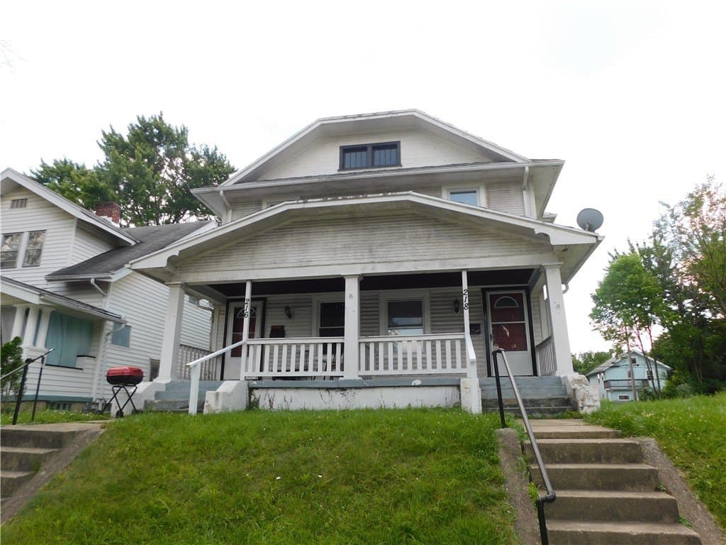 218 W Fairview Ave