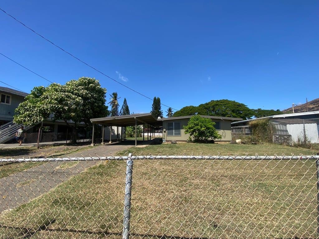 86-086 Pokai Bay St