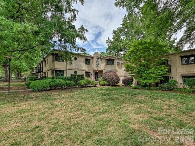 2441 Vail Ave Apt C4