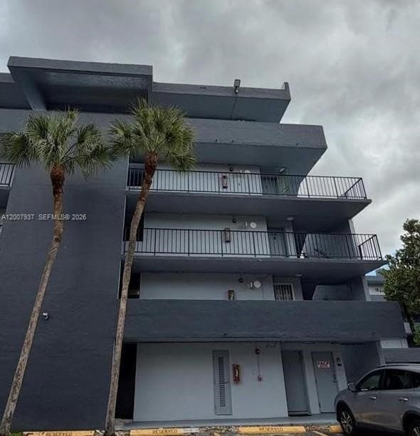 310 Fontainebleau Blvd Apt 406