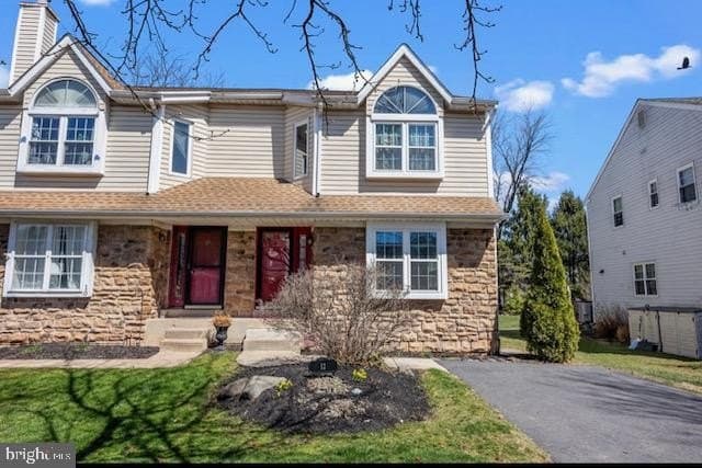 12 Pearl Dr