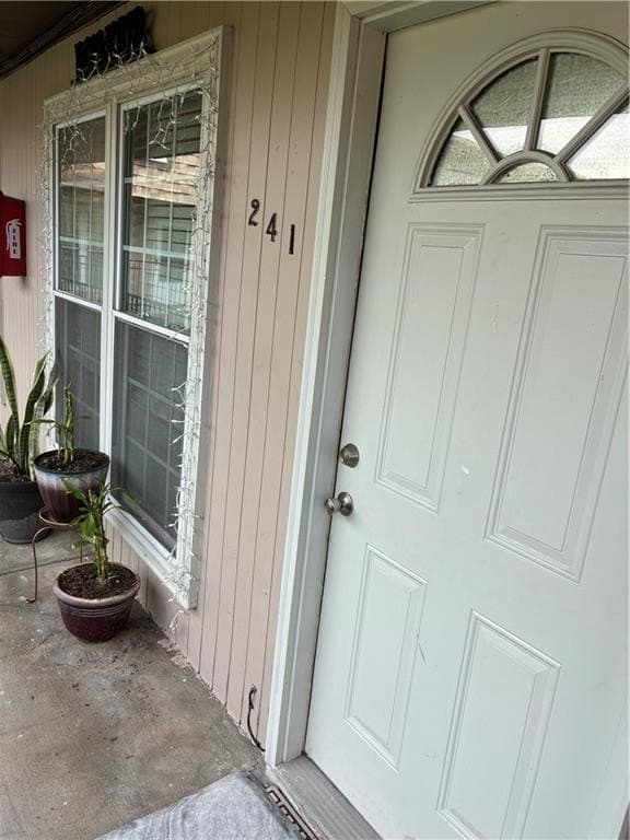 6320 Riverside Dr Apt 241