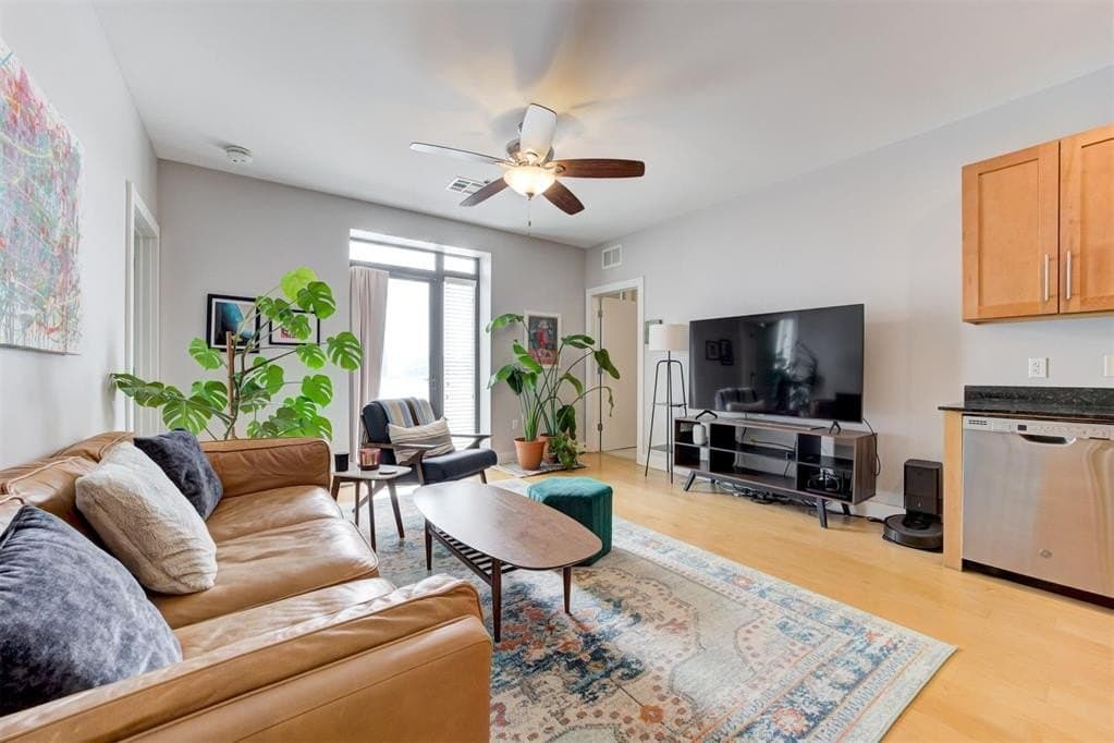 444 N Central Ave Apt 106