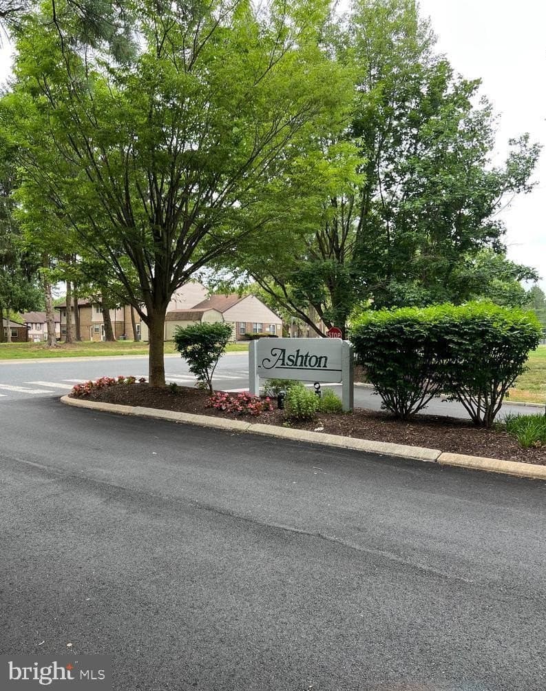 809 Willings Way