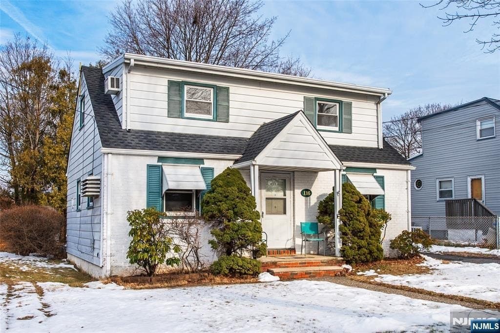 116 Edison St