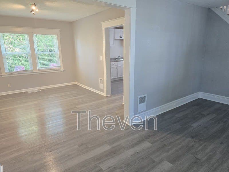 97 Davidson Ave