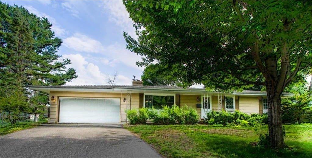 8613 Zenith Rd