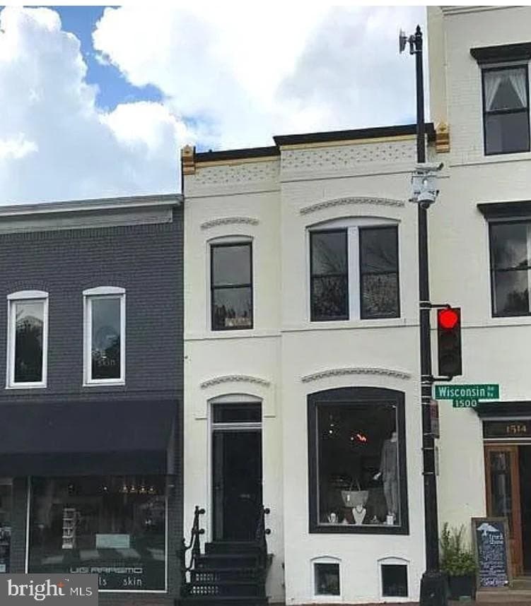 1512 Wisconsin Ave NW Unit 2