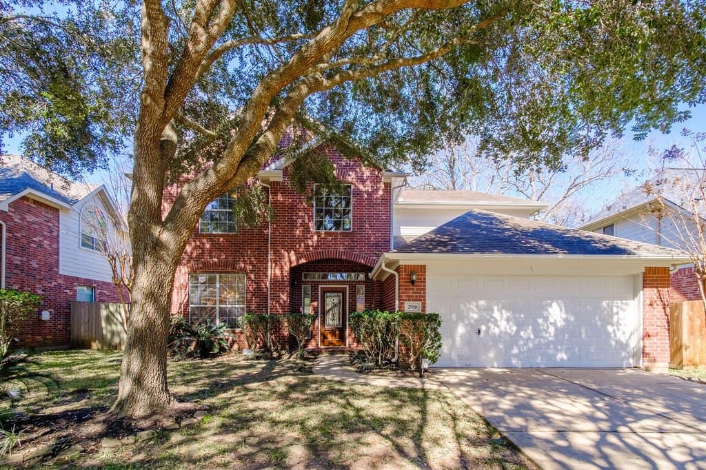 2918 Five Oaks Dr