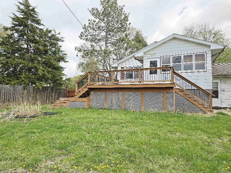 2111 Palmer Cir