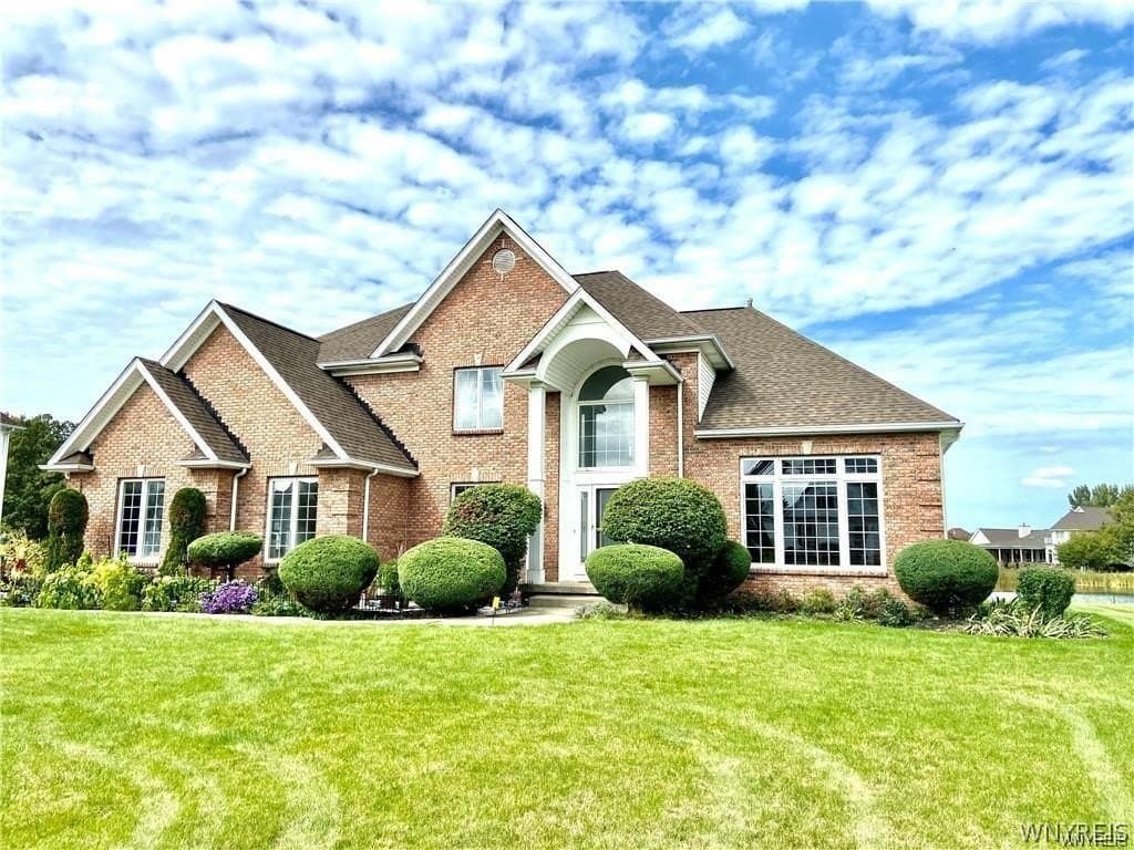 5458 Center Pine Ln