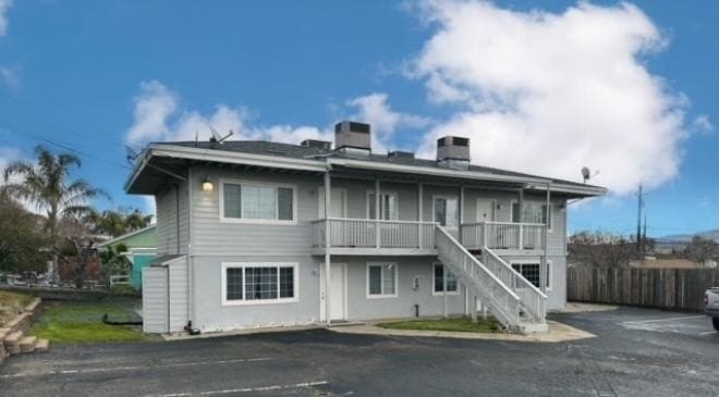 140 Sequoia Ave Unit 2