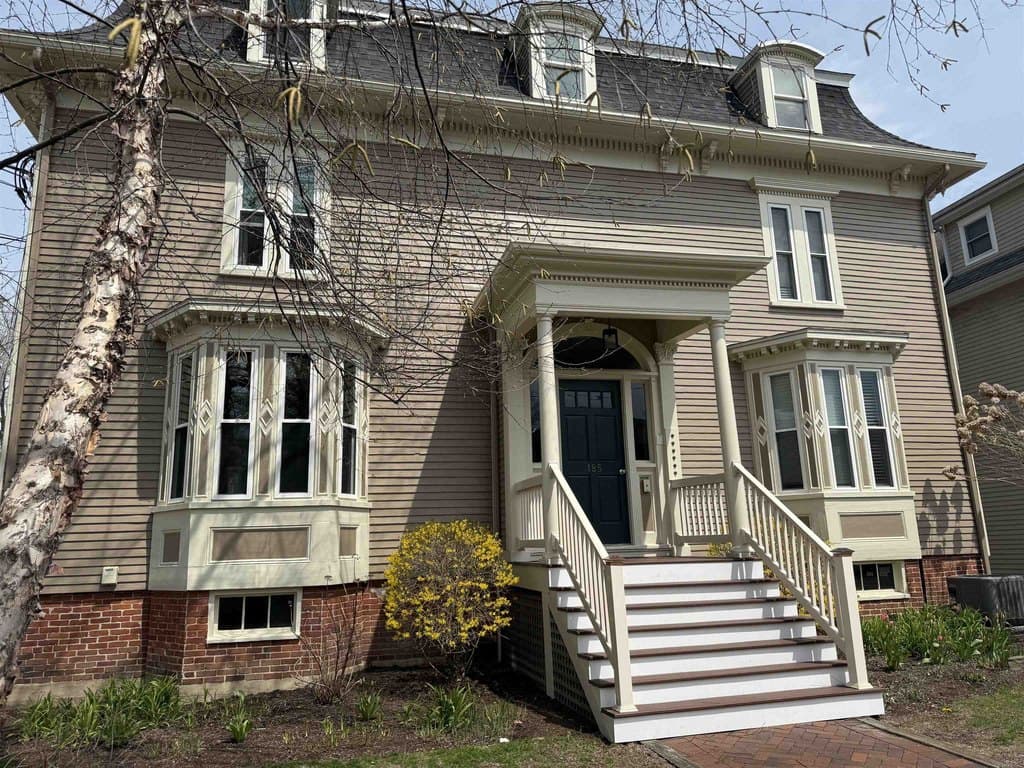 185 Madison St Apt 1