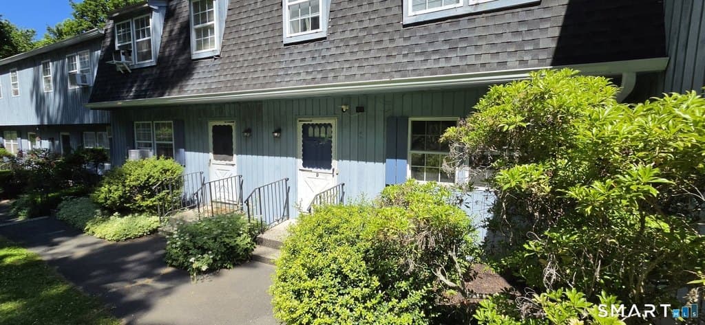 61 Taylor Ave Apt D