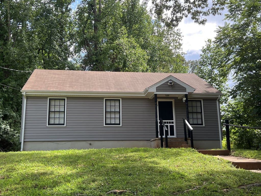 3405 Westbrook Cir