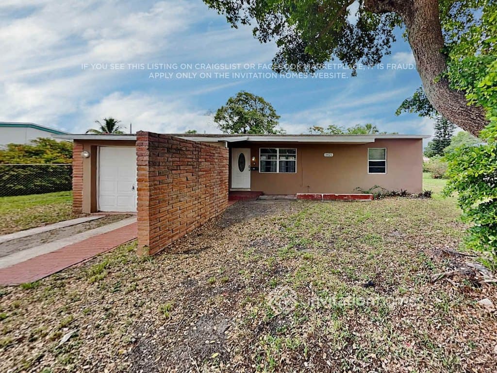 3421 Charleston Blvd