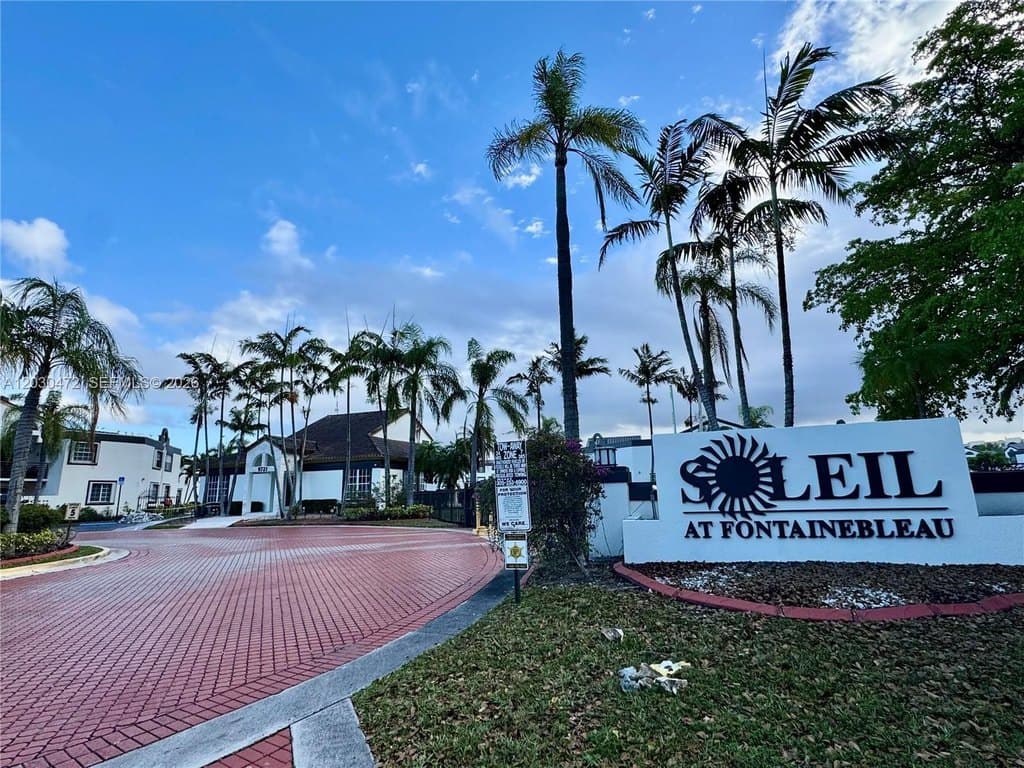 9711 Fontainebleau Blvd Unit D203