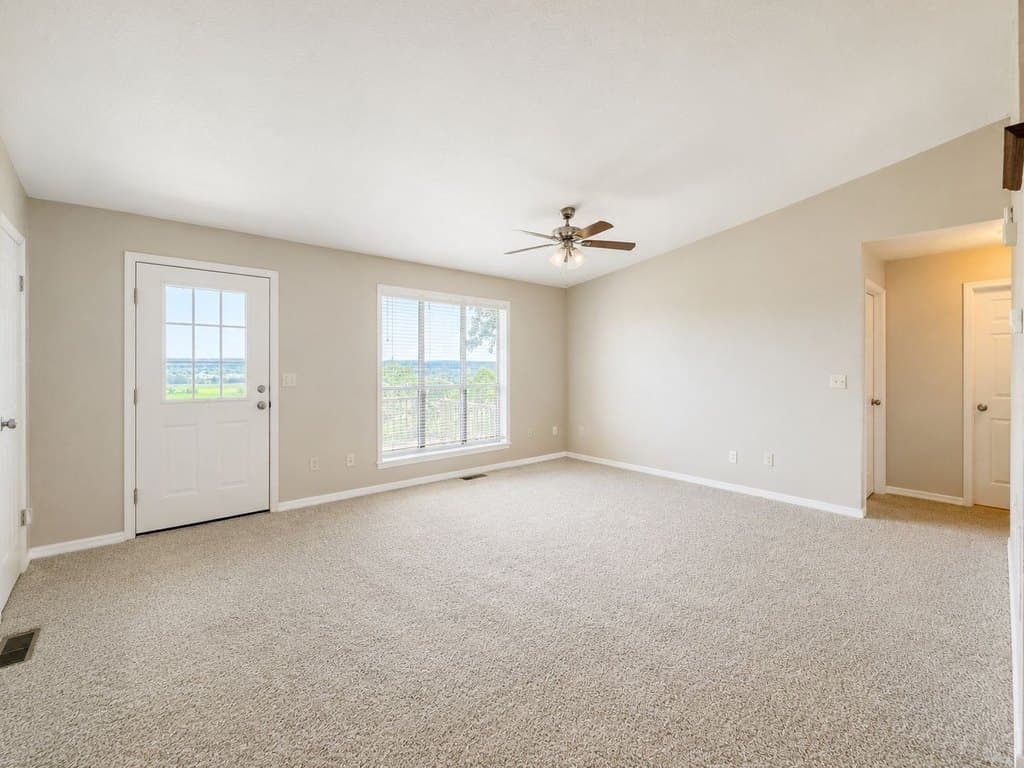 11 Fox Run Ln