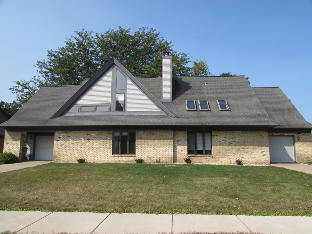 7653 Farmington Way