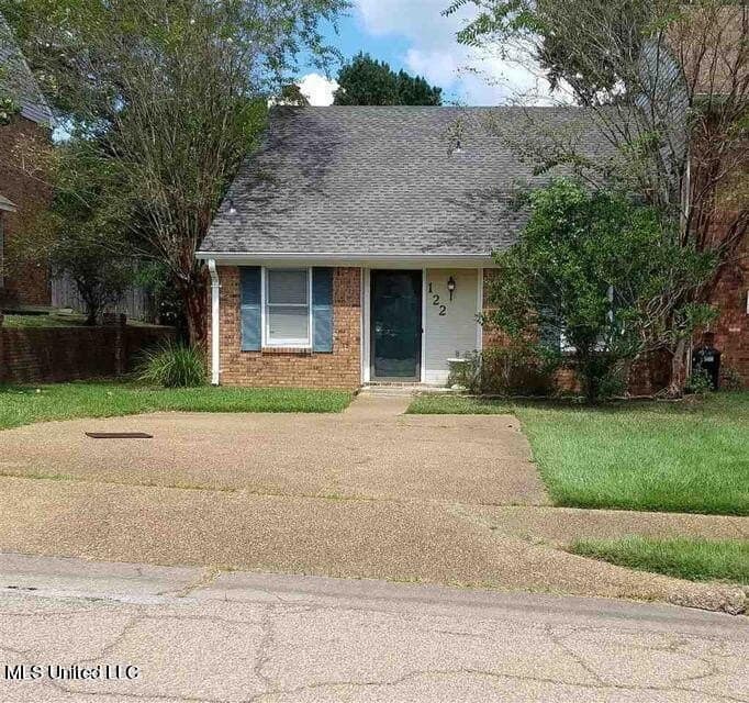 122 Amberwood Dr