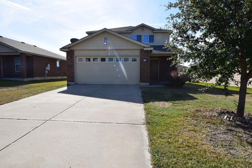 25 Avrshire Ln