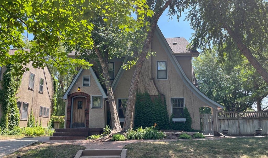 1404 S Main Ave