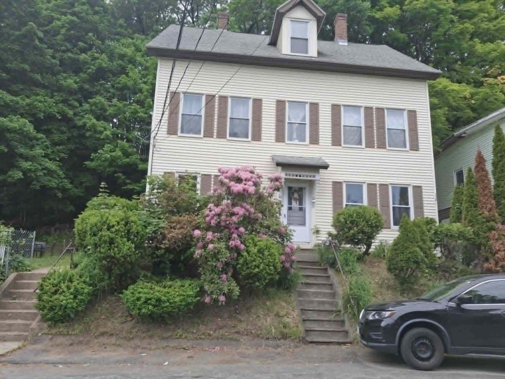 20 Temple St Unit 1