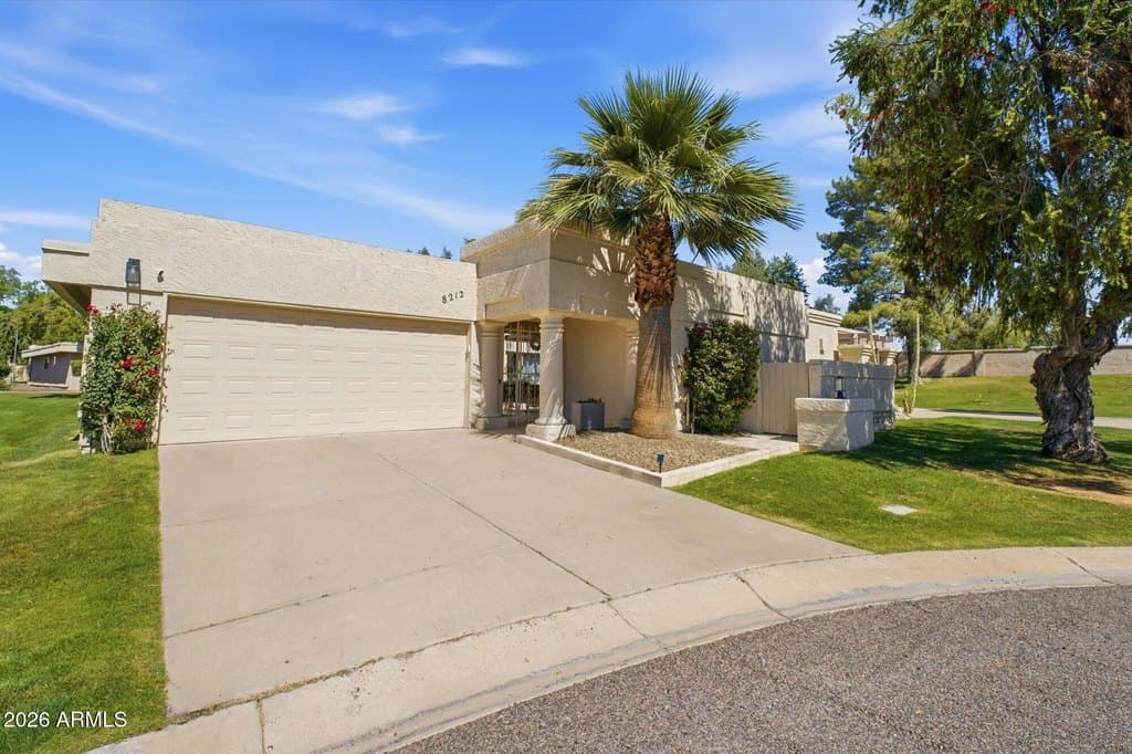 8212 E Del Cuarzo Dr