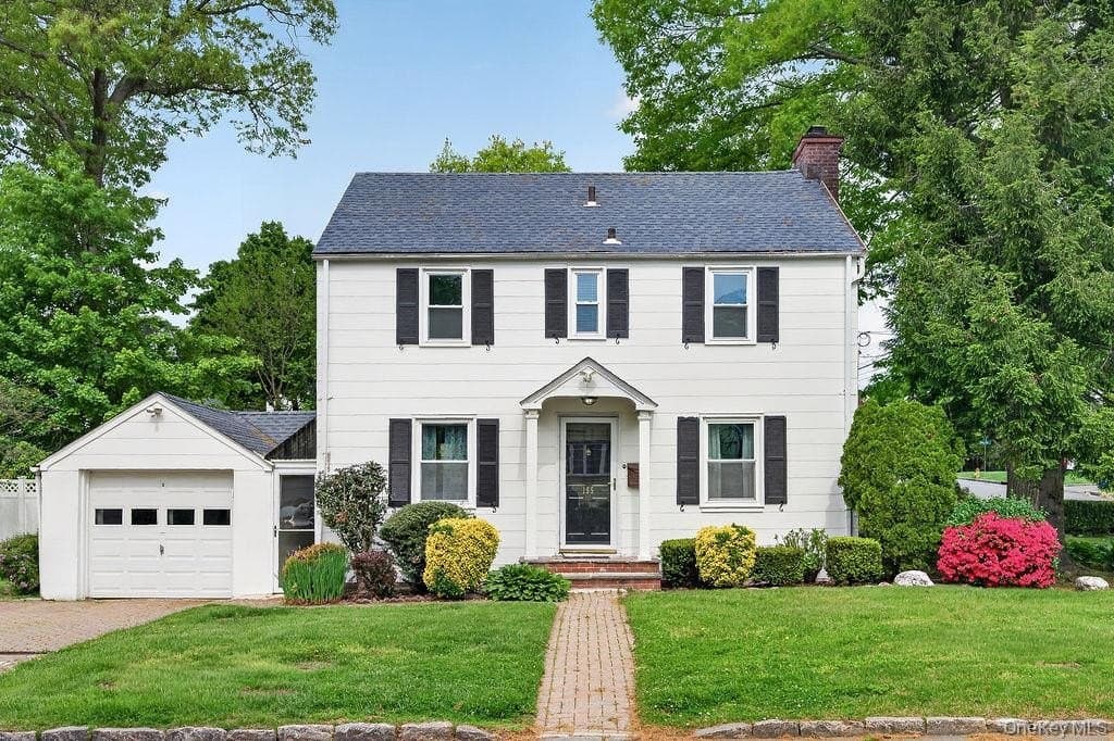 155 White Rd