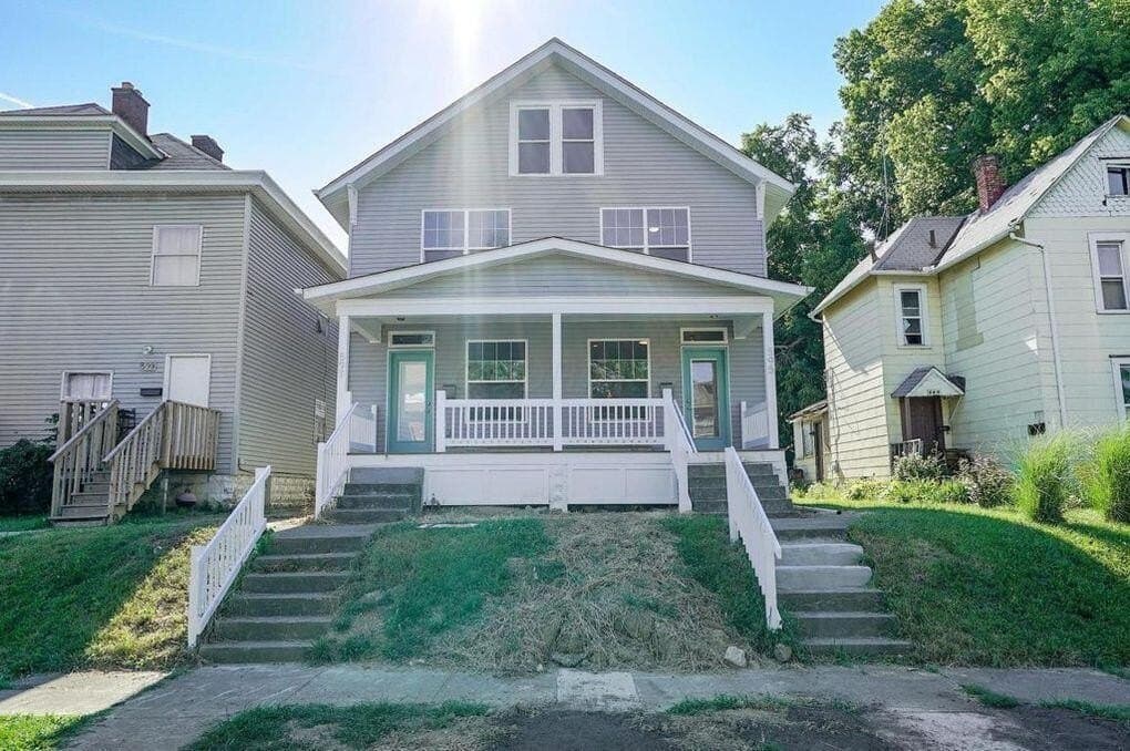 597 Lilley Ave