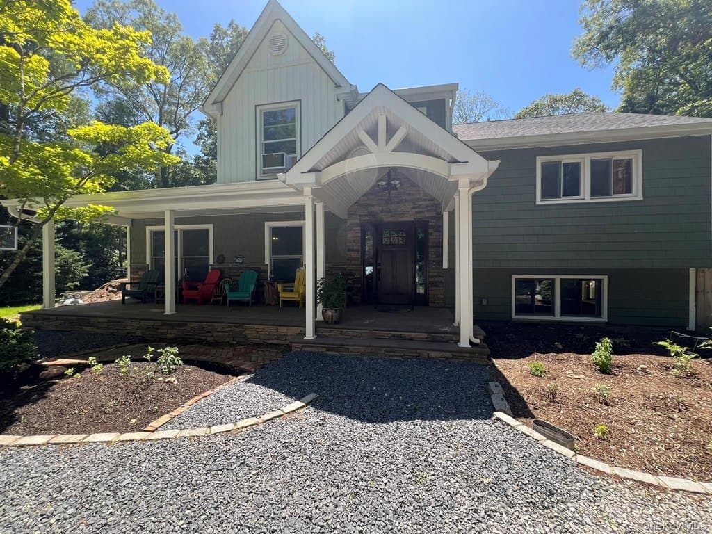 23 Craig Dr