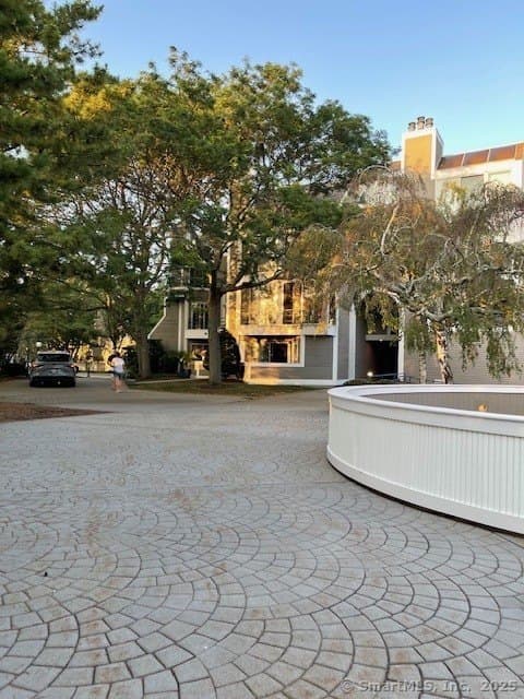 69 Harbour Close Unit 69
