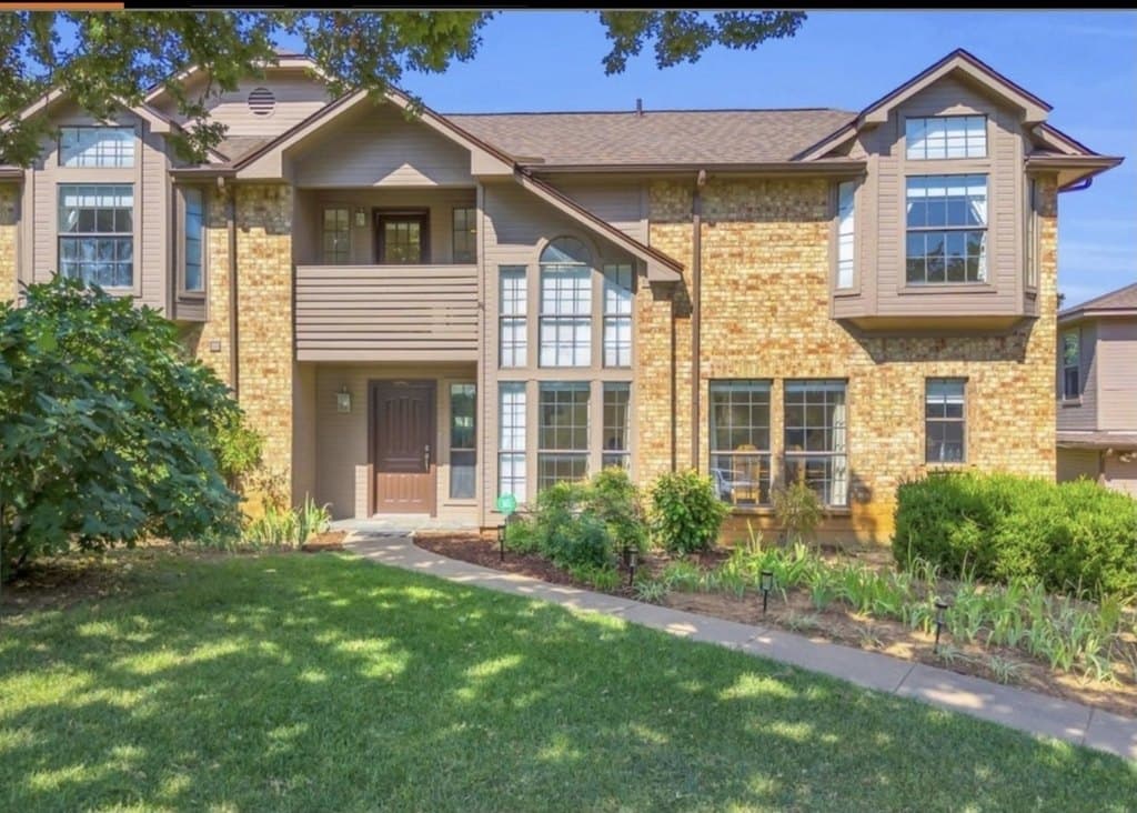 6606 Cliffwood Ct