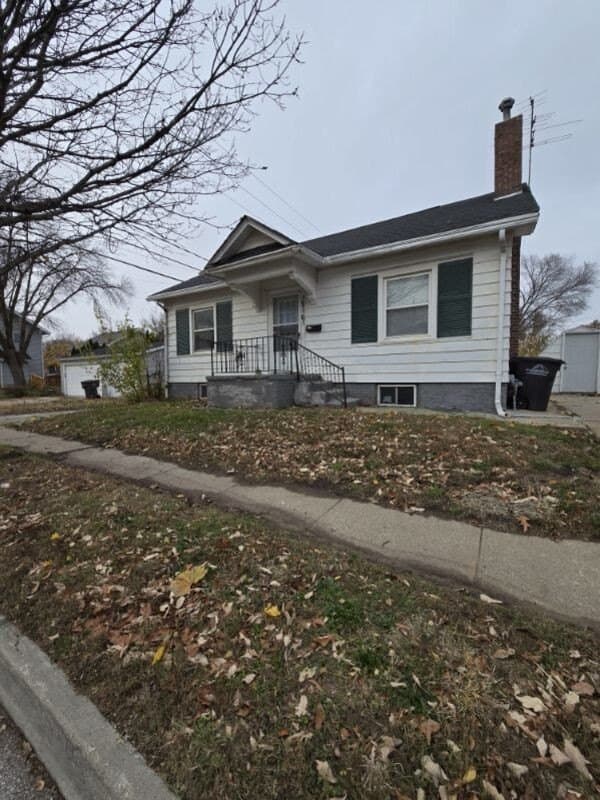 1216 Mattern Ave