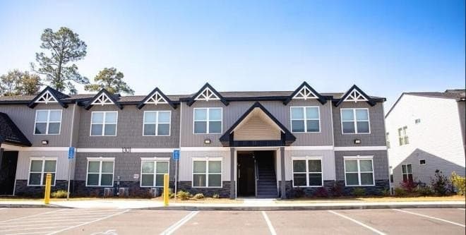 609 Lupo Ln # E73
