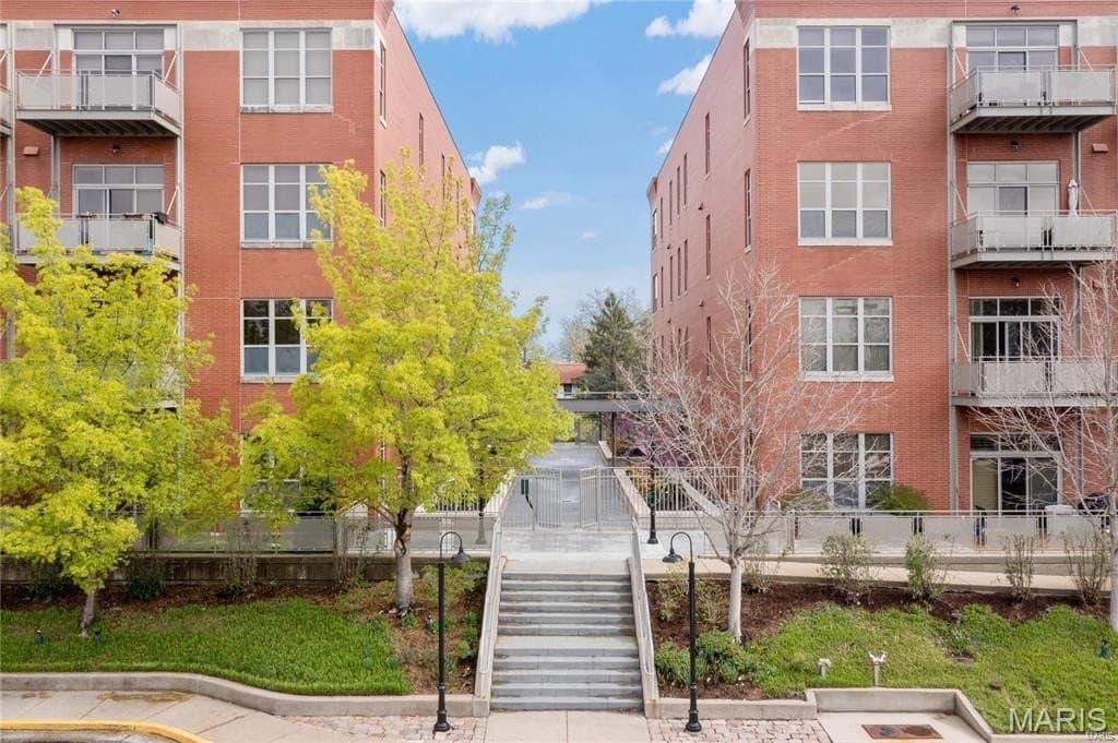 6340 Clayton Rd Apt 103