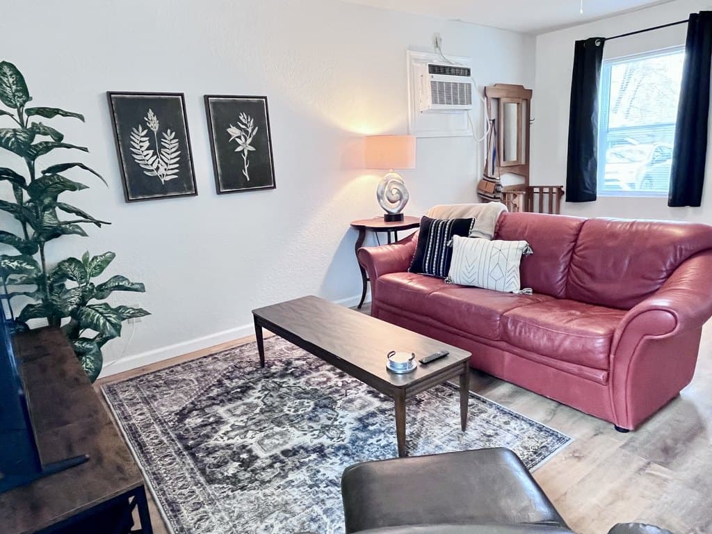 810 S Baltimore St Apt 6