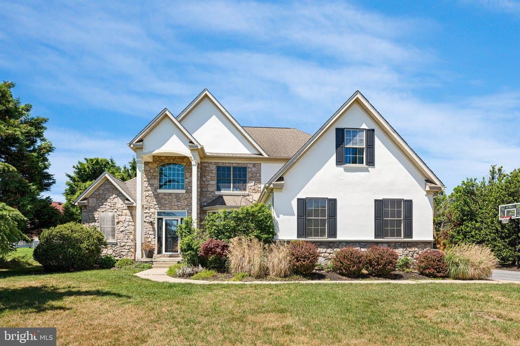 16346 Snook Ct