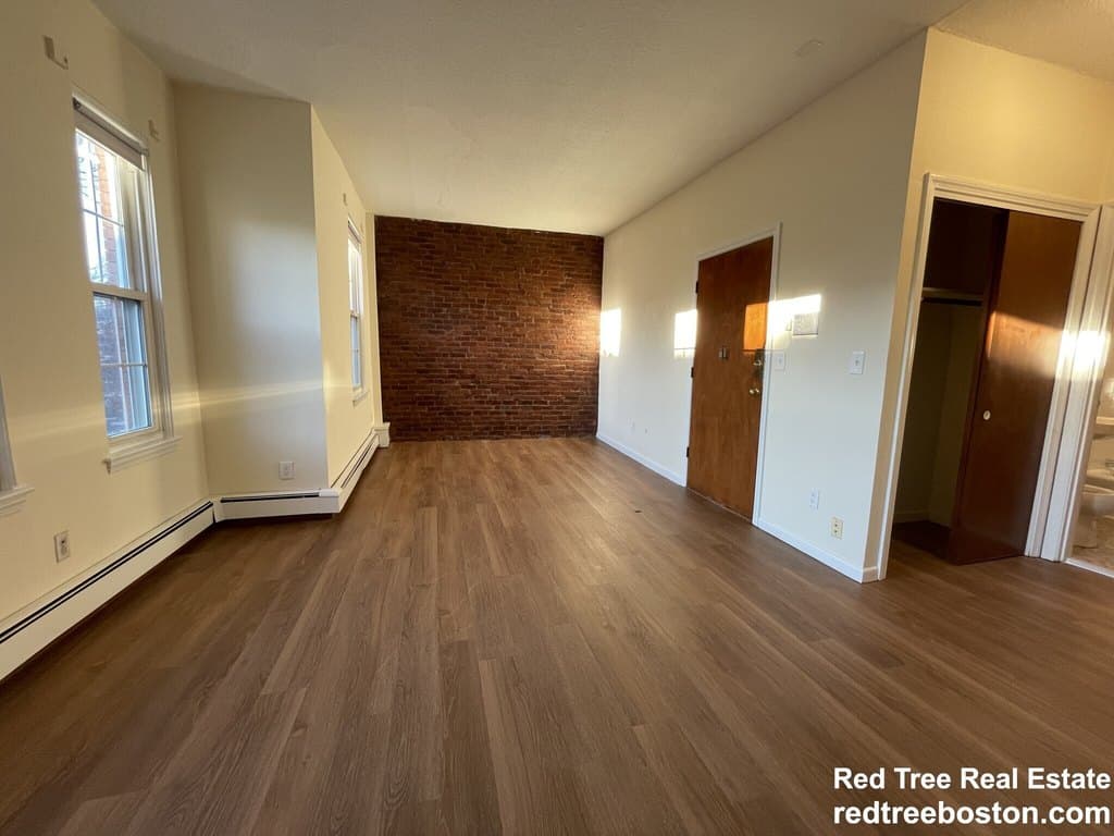 78 S Huntington Ave Apt 2