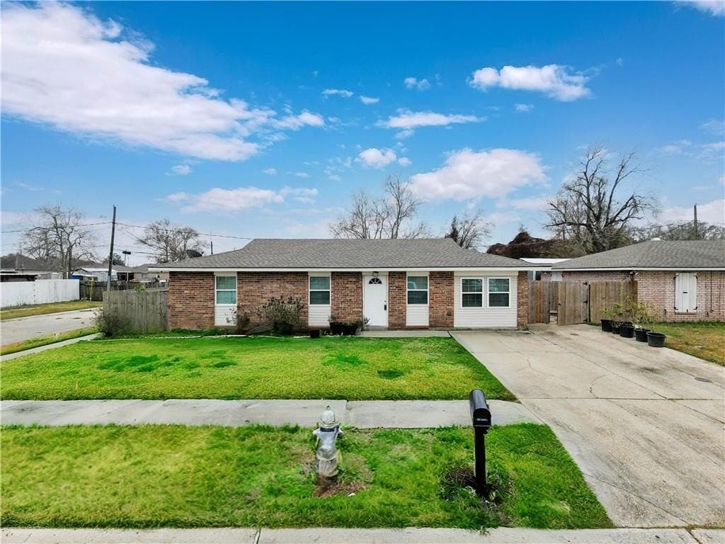 2801 Virginia Lee Dr