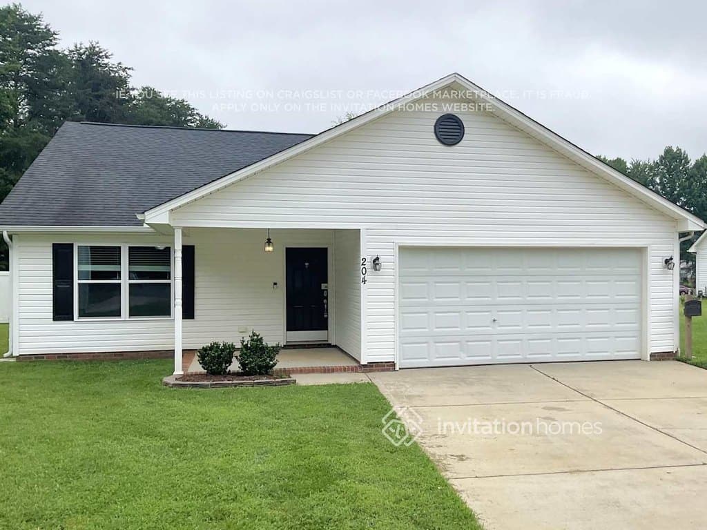 204 Corinthian Dr
